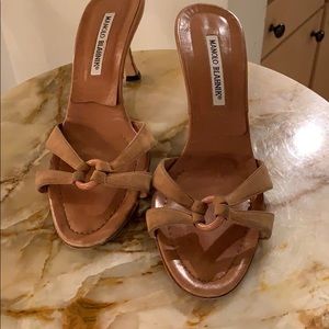 ‼️MANOLO BLAHNIK‼️ tan  mules